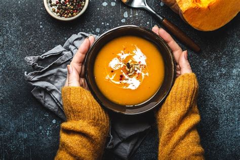  Mercimek Çorbası: Uma sopa reconfortante e picante para aquecer a alma turca!