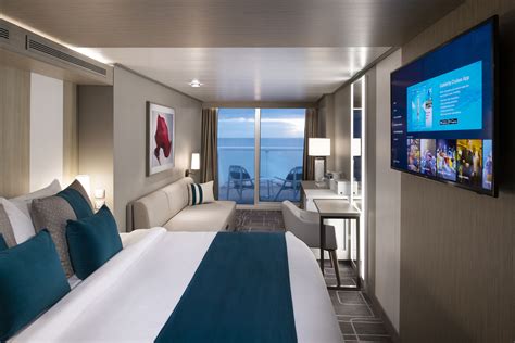 What is a Veranda Room on a Cruise Ship: A Floating Oasis or a Portal to the Infinite?